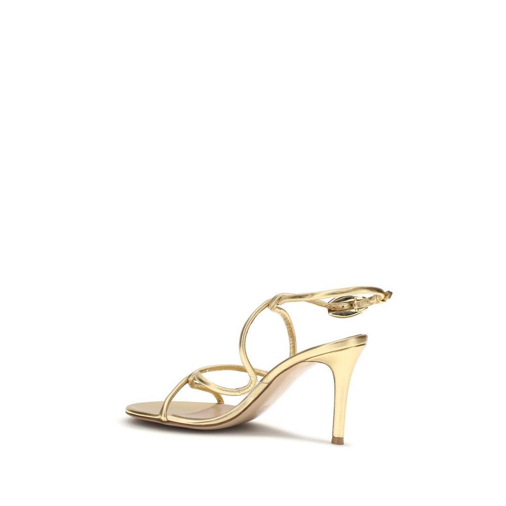 Sandali Gianvito Rossi in pelle di vitello color oro con tacco a stiletto
