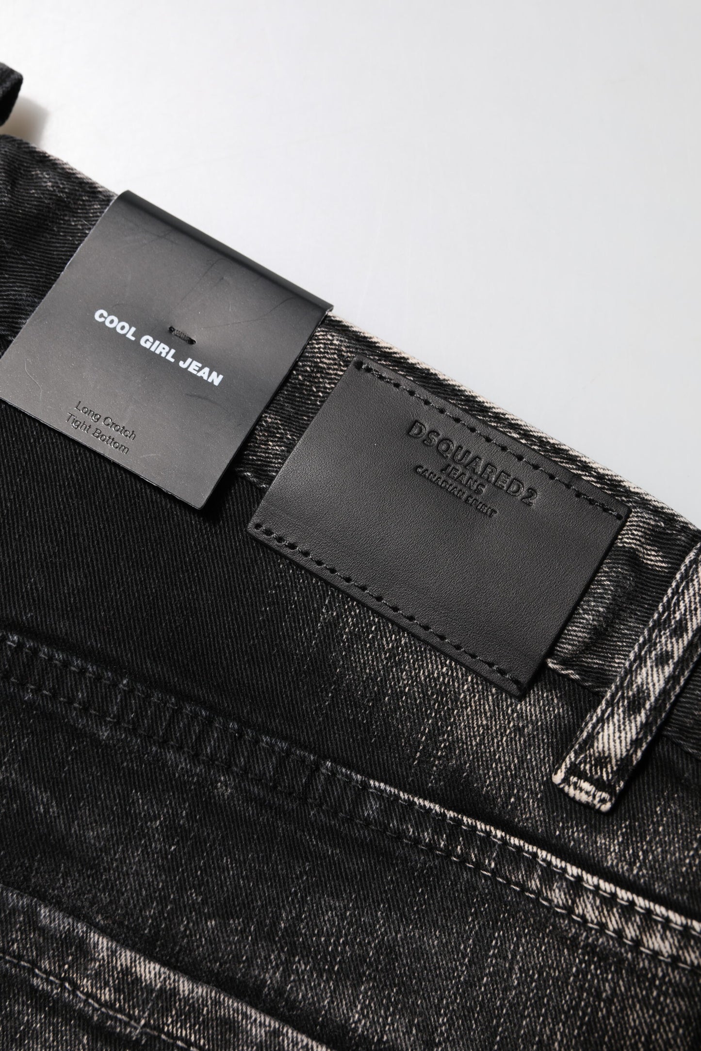 Jean en denim noir délavé taille mi-haute fuselée Dsquared²