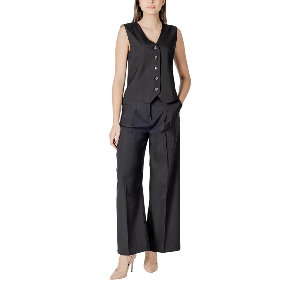 Pantaloni casual ICHI neri in poliestere