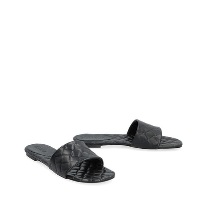 Mules in pelle di agnello nera Bottega Veneta