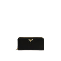 Portafoglio Prada in nylon nero