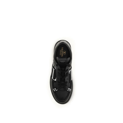 Sneakers basse Valentino Garavani Bos Taurus in pelle di vitello nera