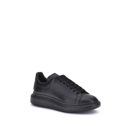 Alexander McQueen Sneakers Platform in Pelle di Vitello Nera Bos Taurus