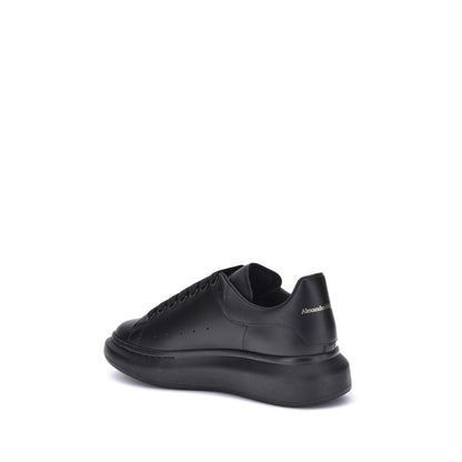 Alexander McQueen Sneakers Platform in Pelle di Vitello Nera Bos Taurus