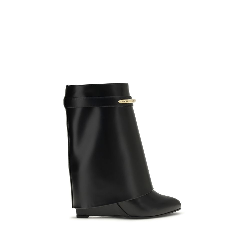 Givenchy Bottines en cuir de veau noir Bos Taurus