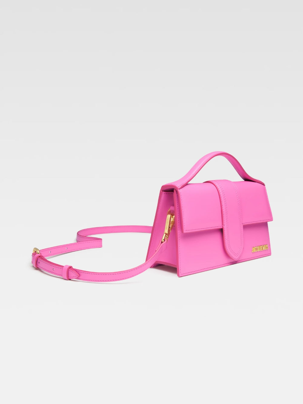 Sac à main Jacquemus Le Grand Bambino en cuir rose fluo