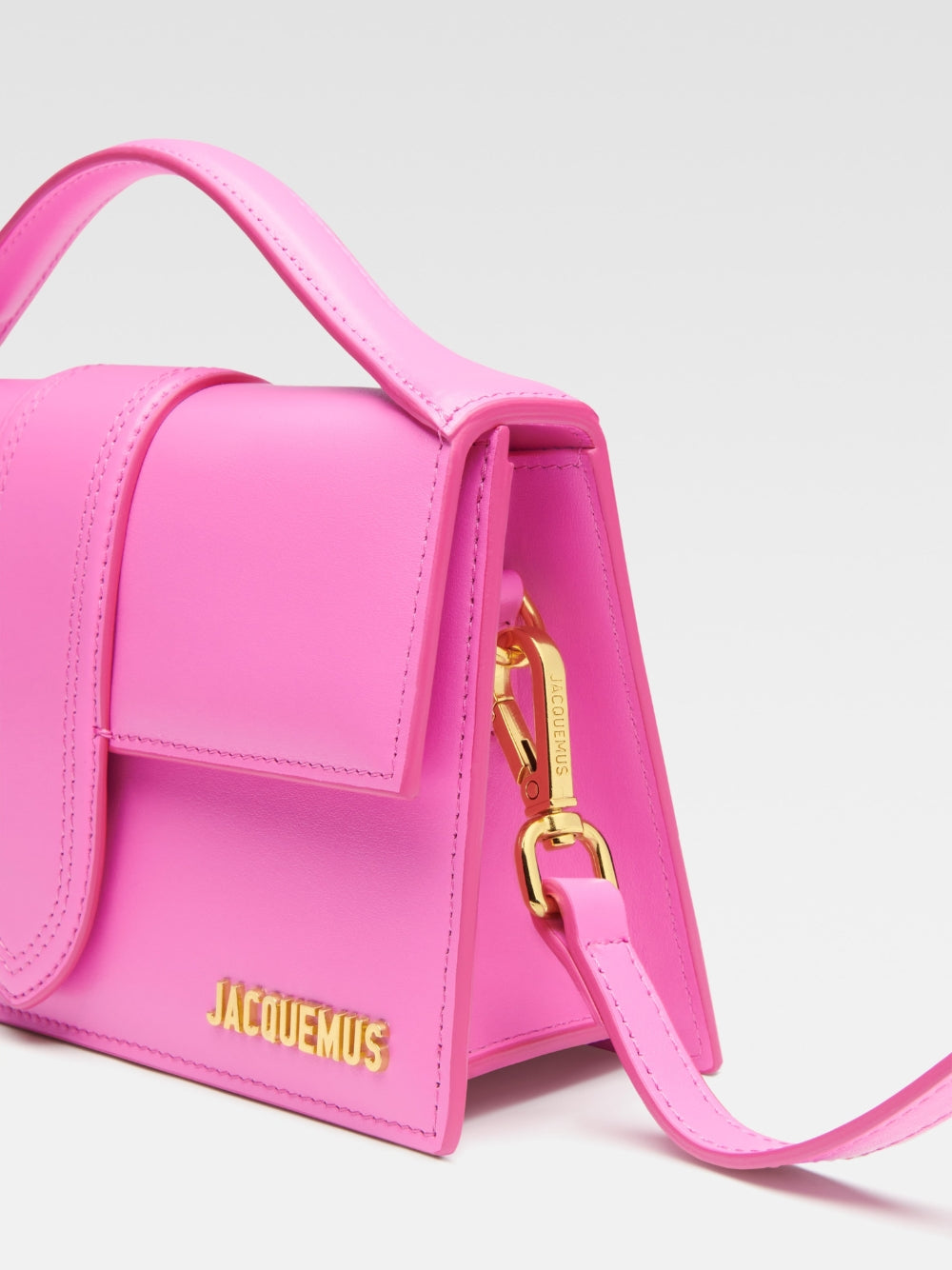 Sac à main Jacquemus Le Grand Bambino en cuir rose fluo