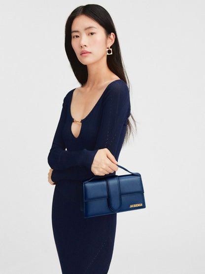 Borsa Jacquemus Le Grand Bambino in Pelle Blu Scuro