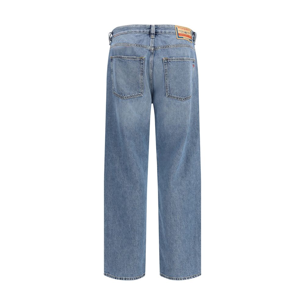 Jean Diesel bleu en coton à coupe décontractée