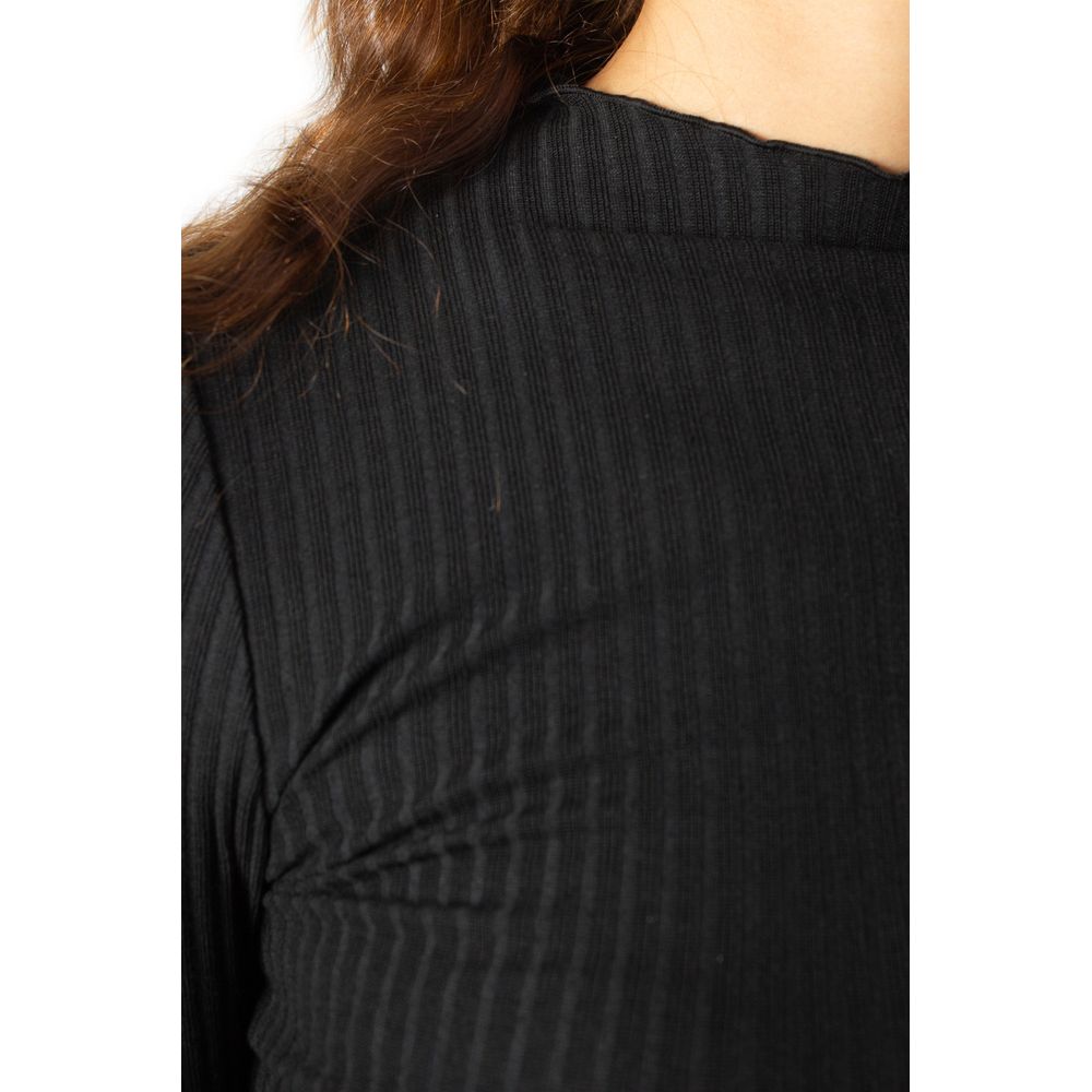 Seulement un col roulé noir en polyester