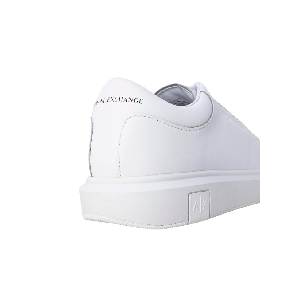 Sneakers basse Armani Exchange in pelle bianca