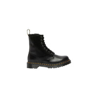 Stivali stringati in pelle nera Dr. Martens