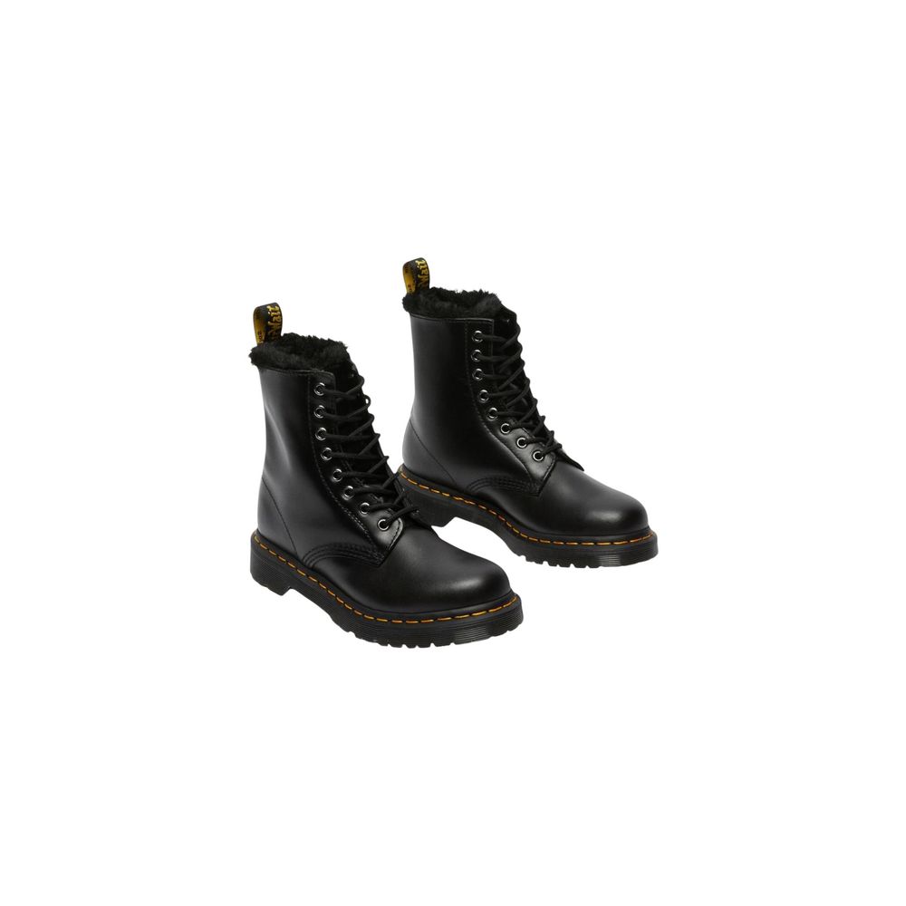 Stivali stringati in pelle nera Dr. Martens