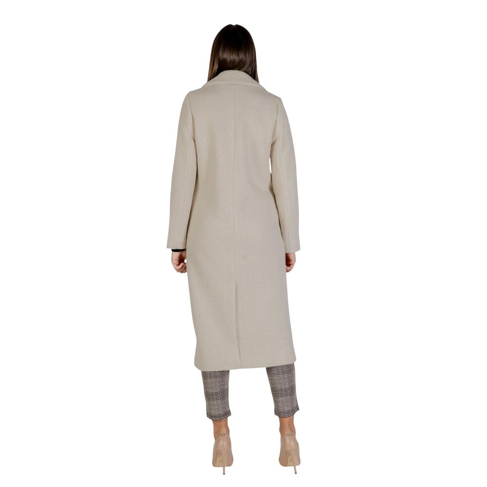 Cappotto ICHI in lana color crema