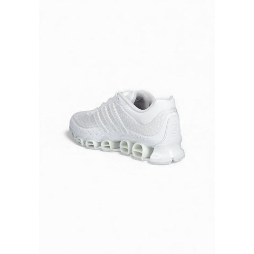 Baskets de sport Adidas Originals blanches en matière synthétique