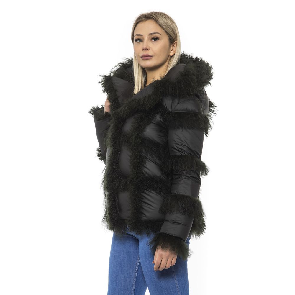 Giacca Nera in Poliestere Mr&Mrs Italy con Cappuccio in Pelliccia di Agnello per Donna