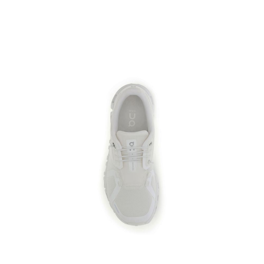 Baskets de sport ON blanches en polyester recyclé