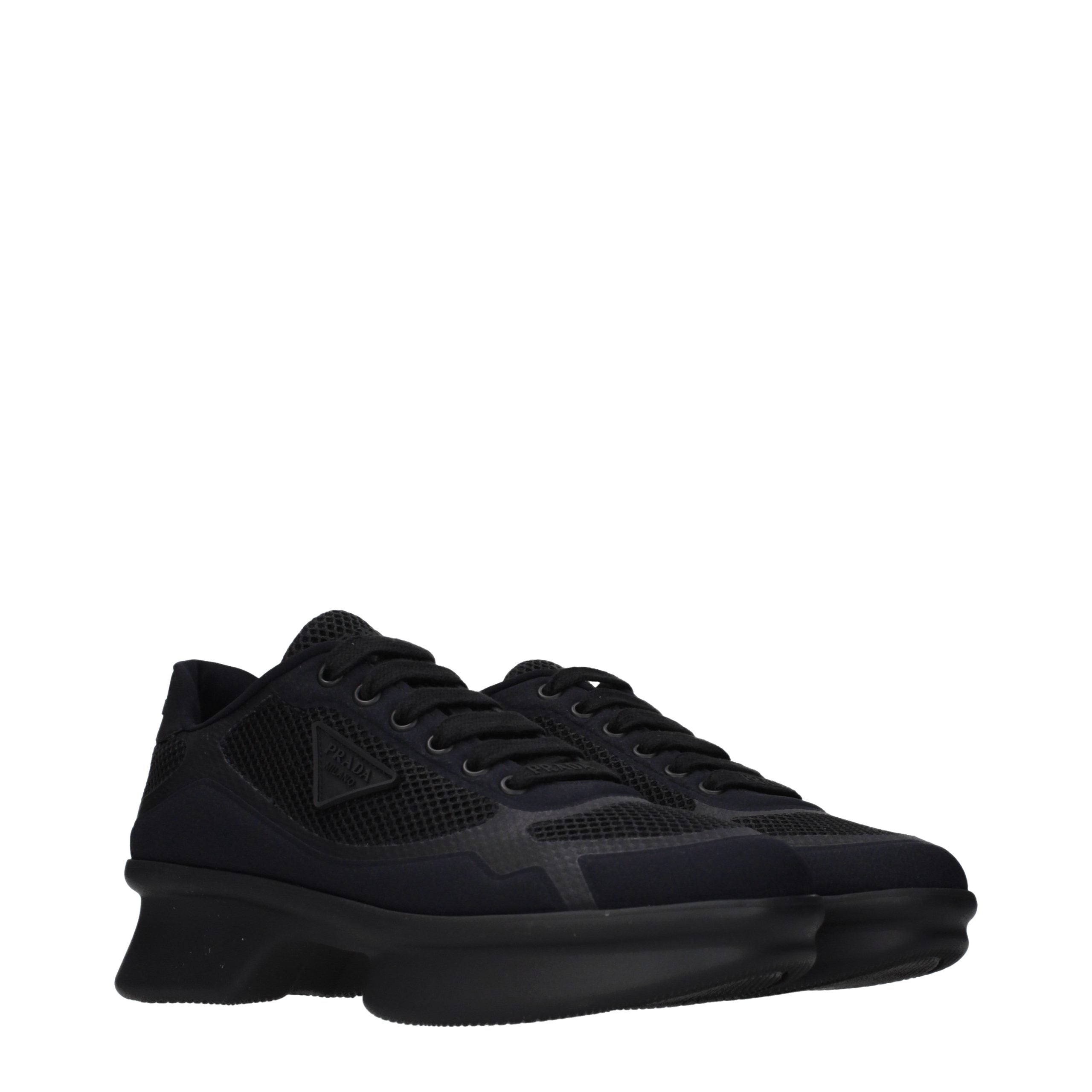 Baskets basses en tissu noir Prada