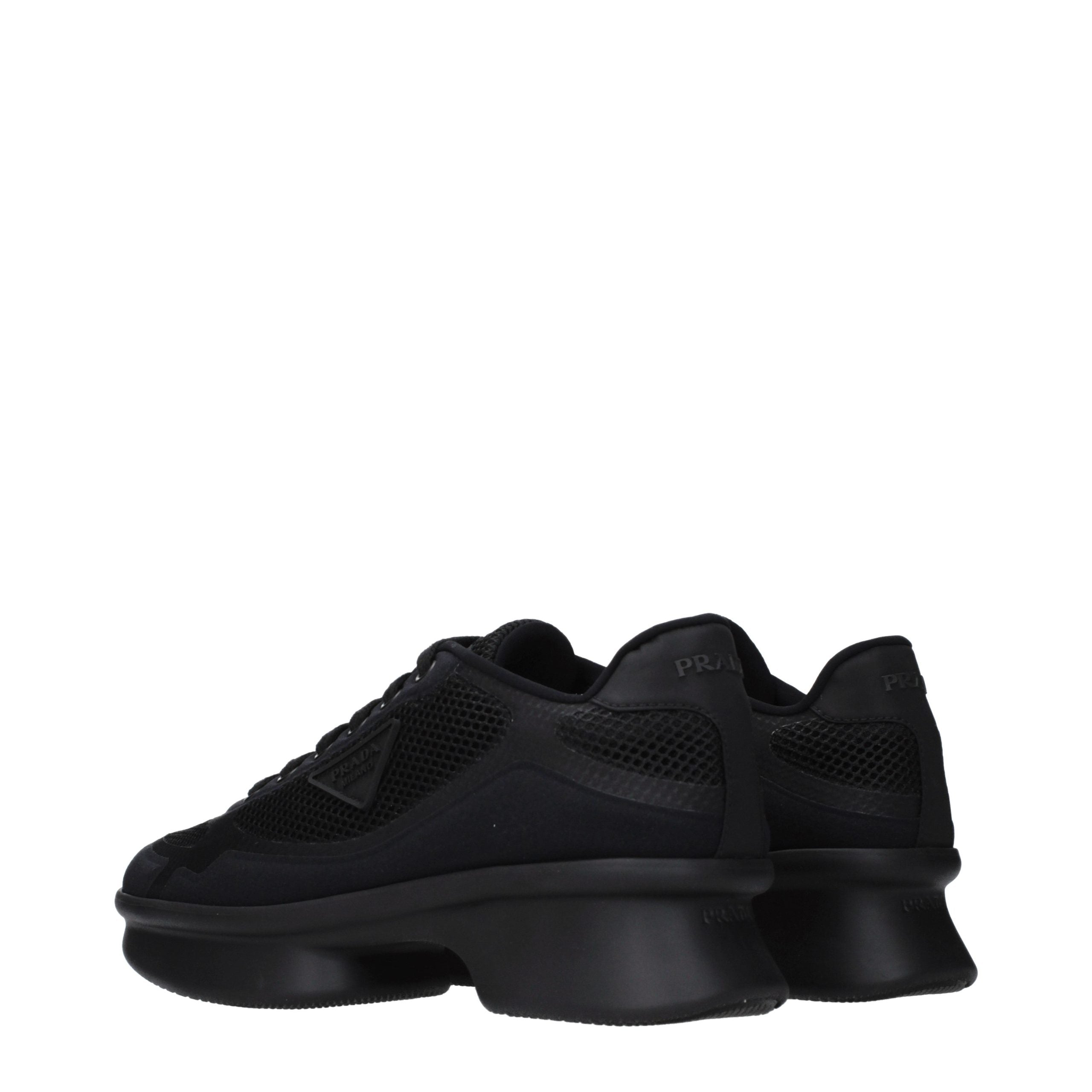 Baskets basses en tissu noir Prada