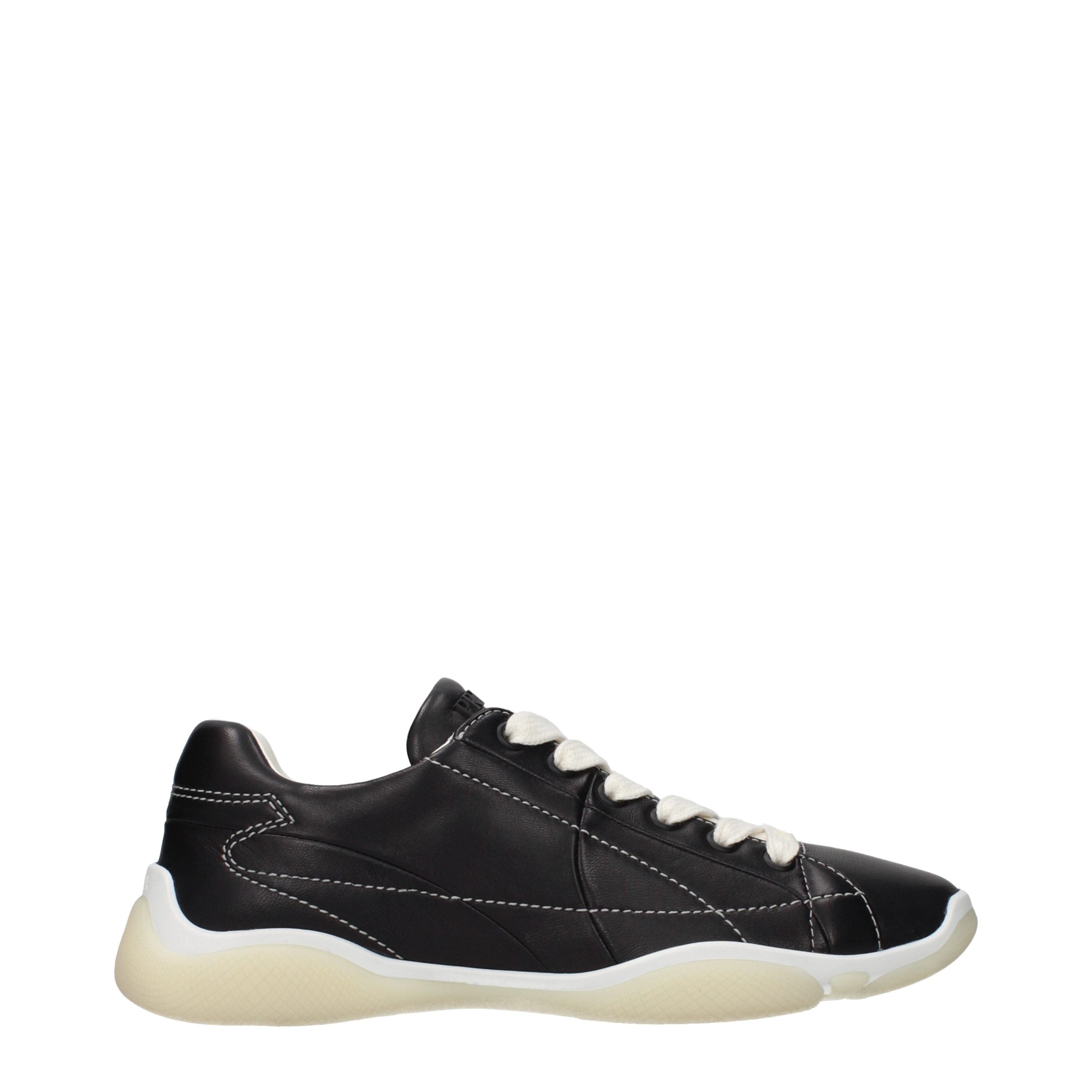 Baskets Prada en cuir noir