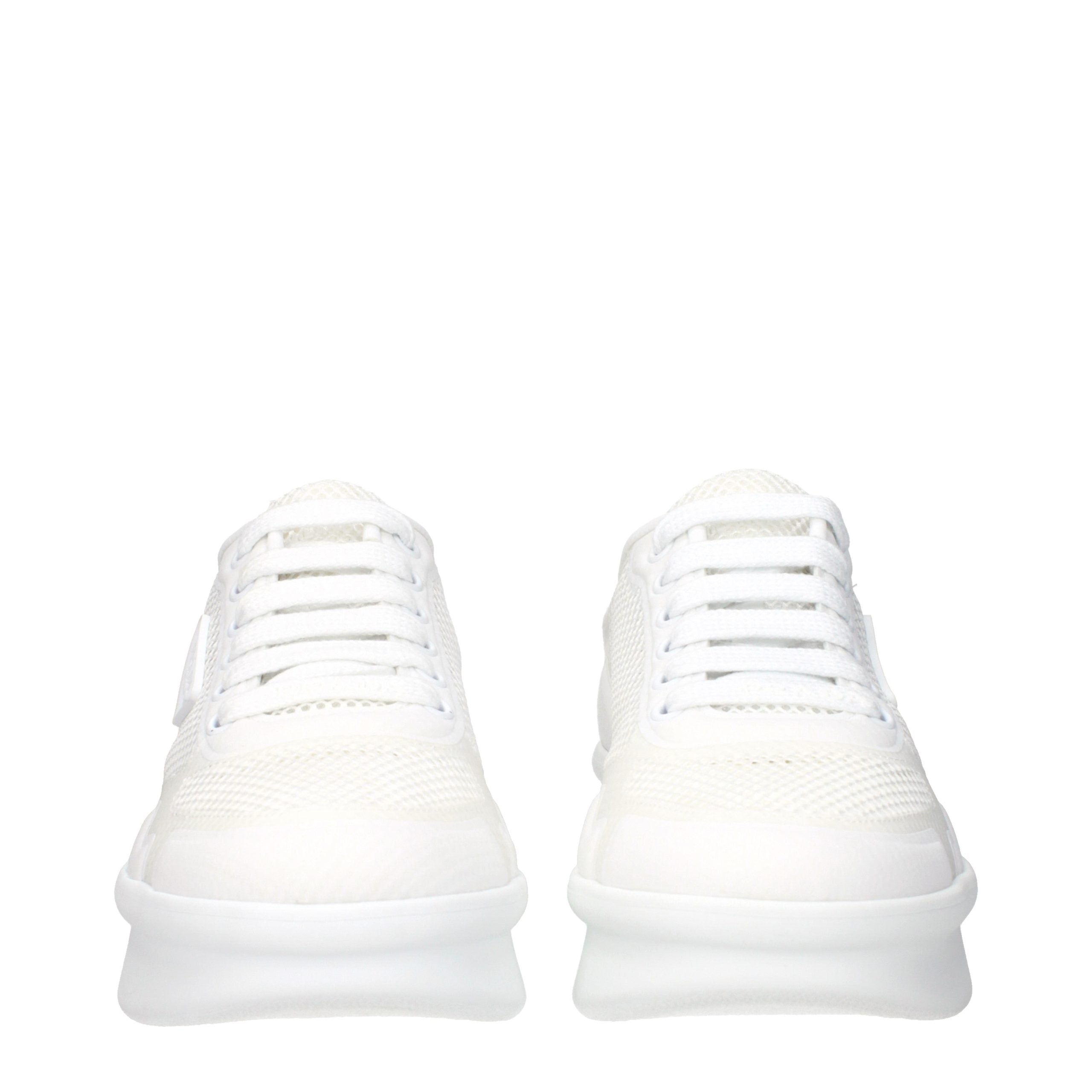 Sneakers basse Prada in tela bianca
