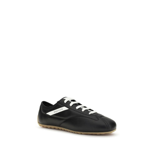 Baskets basses Alexander McQueen en cuir de veau noir Bos Taurus