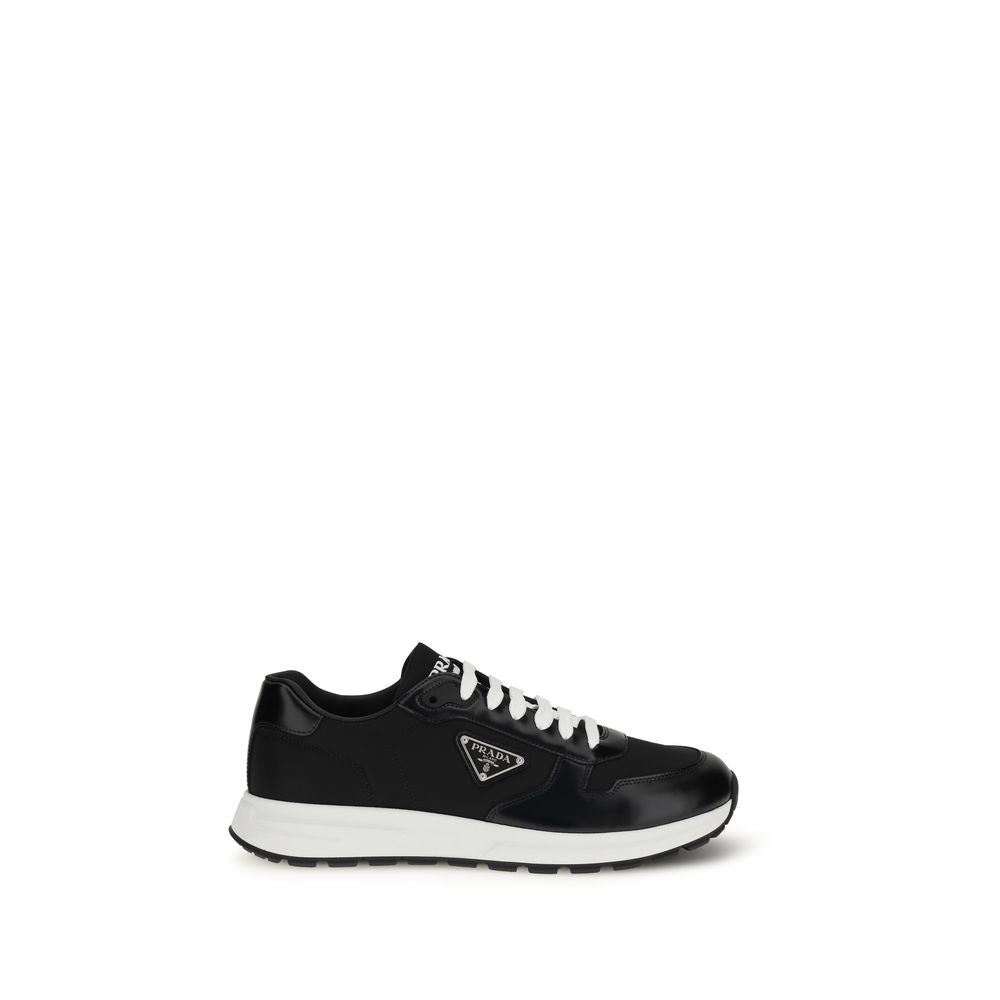 Sneakers sportive Prada in poliammide riciclata nera