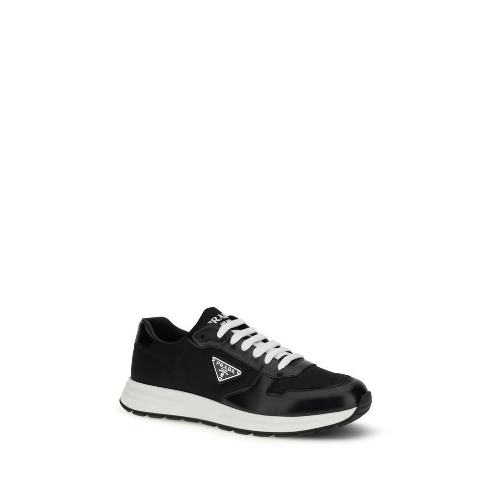 Sneakers sportive Prada in poliammide riciclata nera