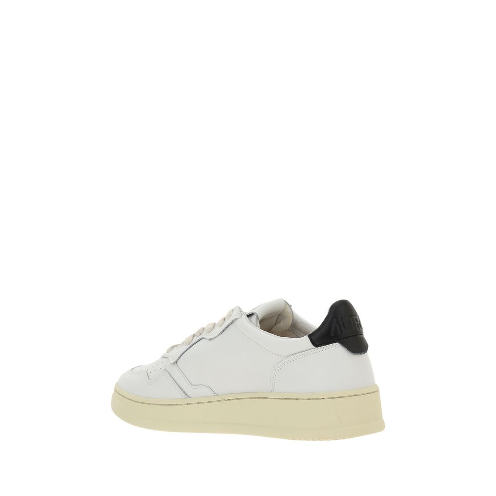 Sneakers basse Autry in pelle di vitello bianca Bos Taurus