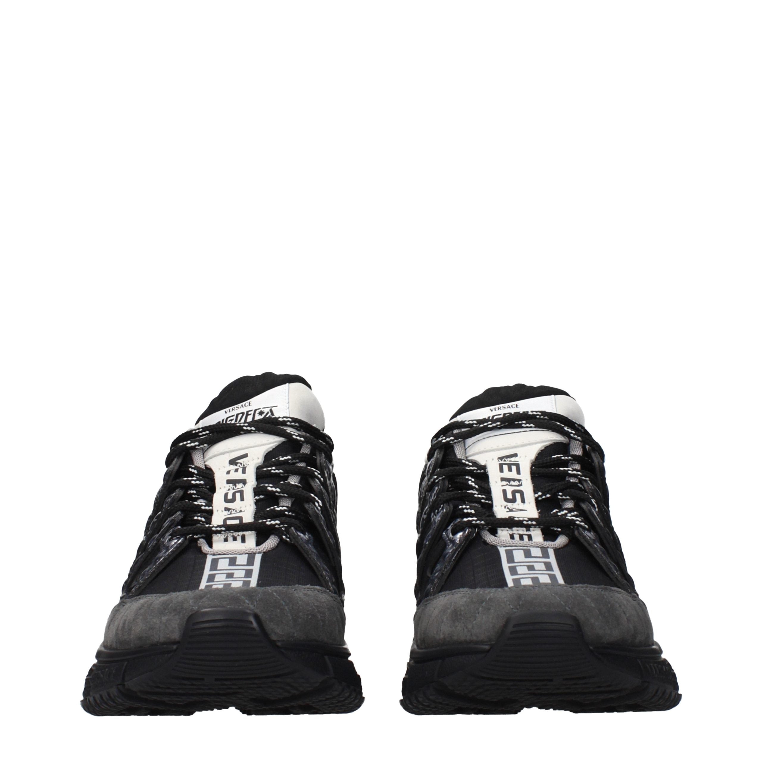 Sneakers sportive in tessuto nero Versace