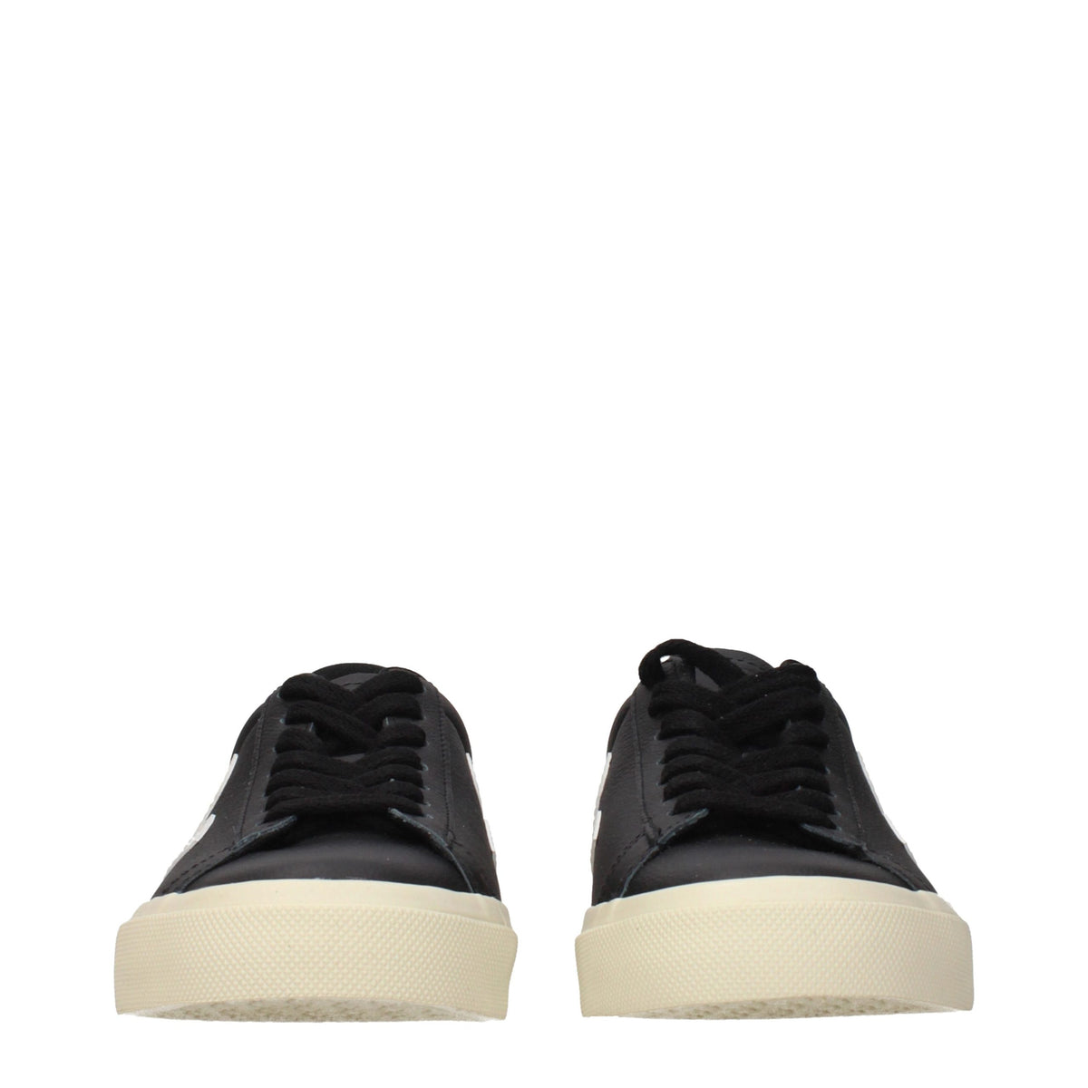 Baskets basses Veja en cuir noir
