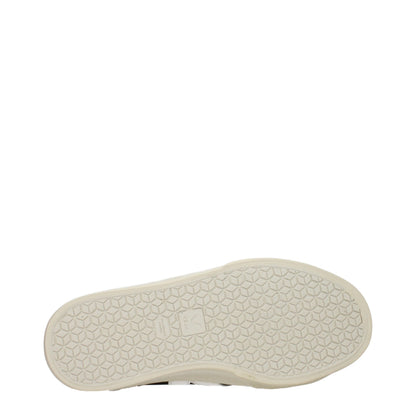 Baskets basses Veja en cuir noir