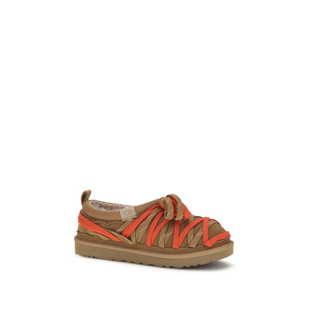 UGG Sandali multicolor in pelle scamosciata con cinturino