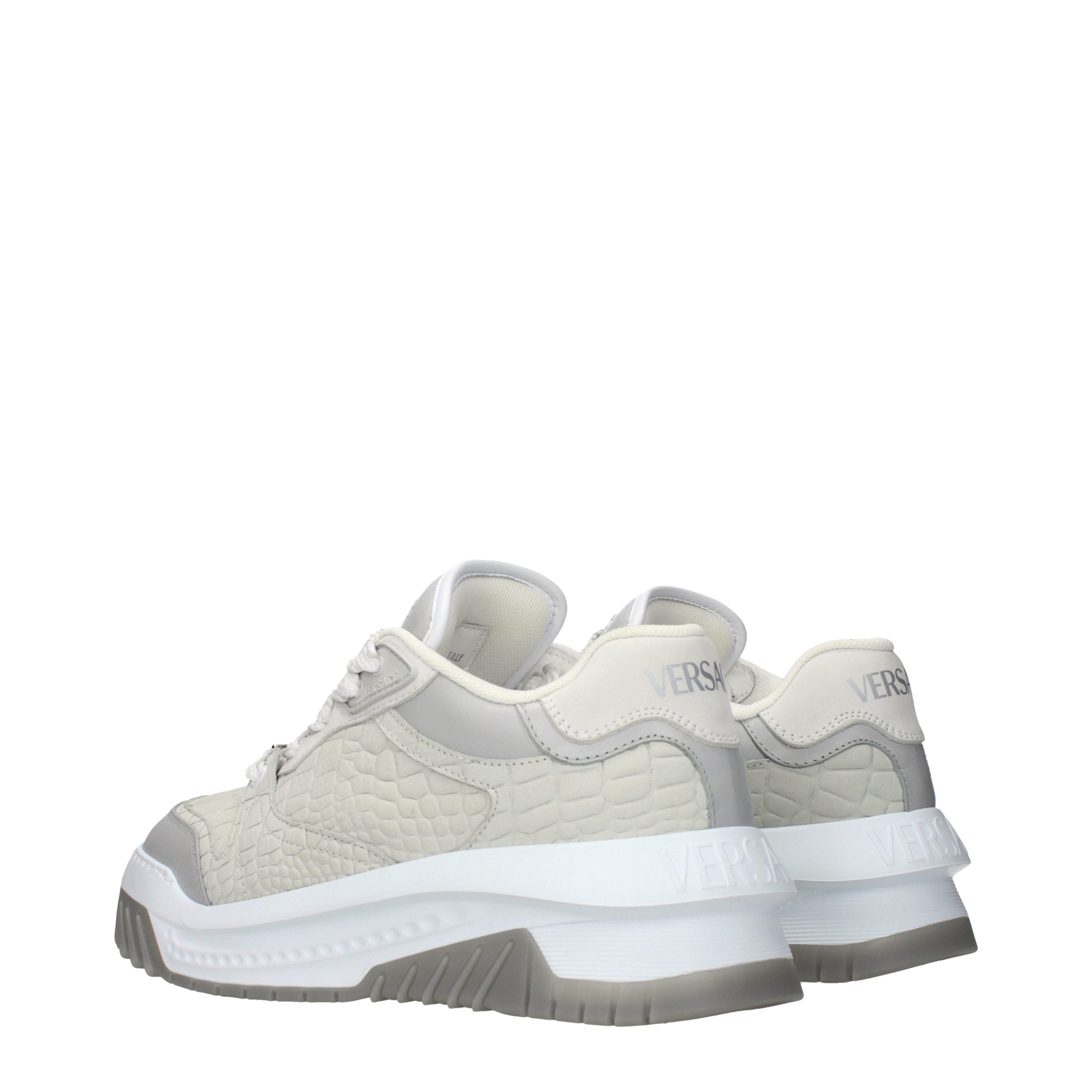 Sneakers basse Versace in pelle grigia