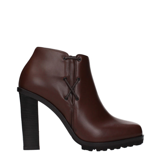 Stivaletti stringati in pelle marrone di Max Mara