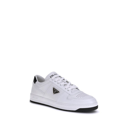 Baskets basses Prada en cuir de veau blanc