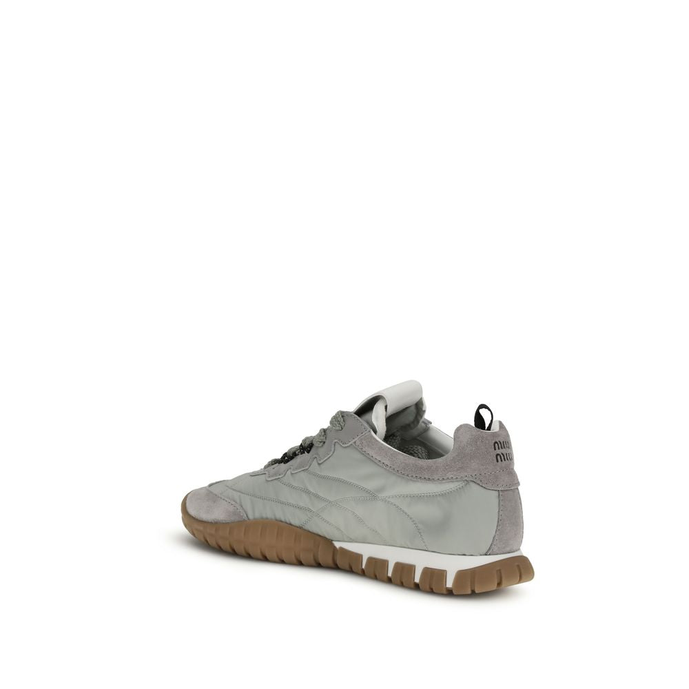 Sneakers sportive Miu Miu grigie in poliammide riciclato