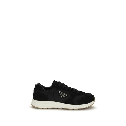 Sneakers sportive Prada in poliammide riciclata nera