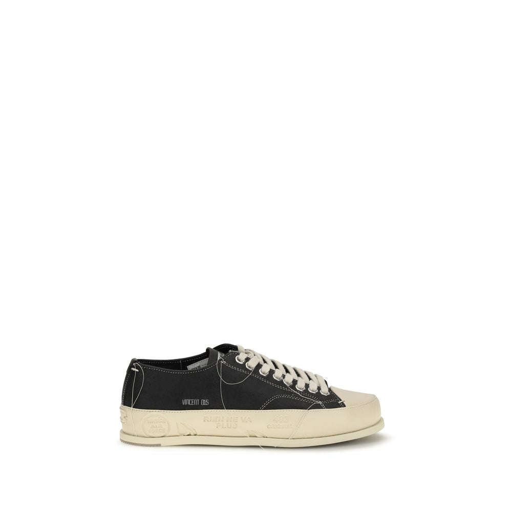 Sneakers basse Premiata in pelle di vitello nera Bos Taurus