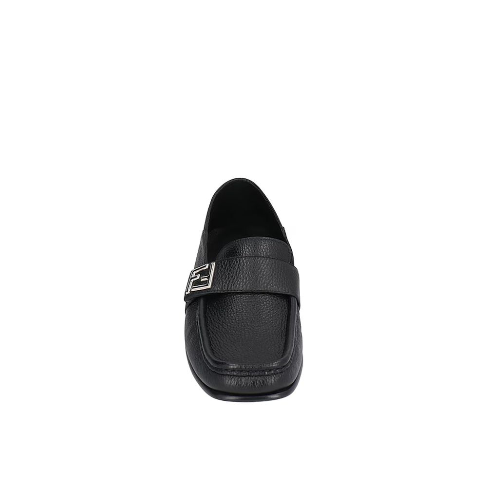 Mocassins à enfiler Fendi en cuir de veau noir
