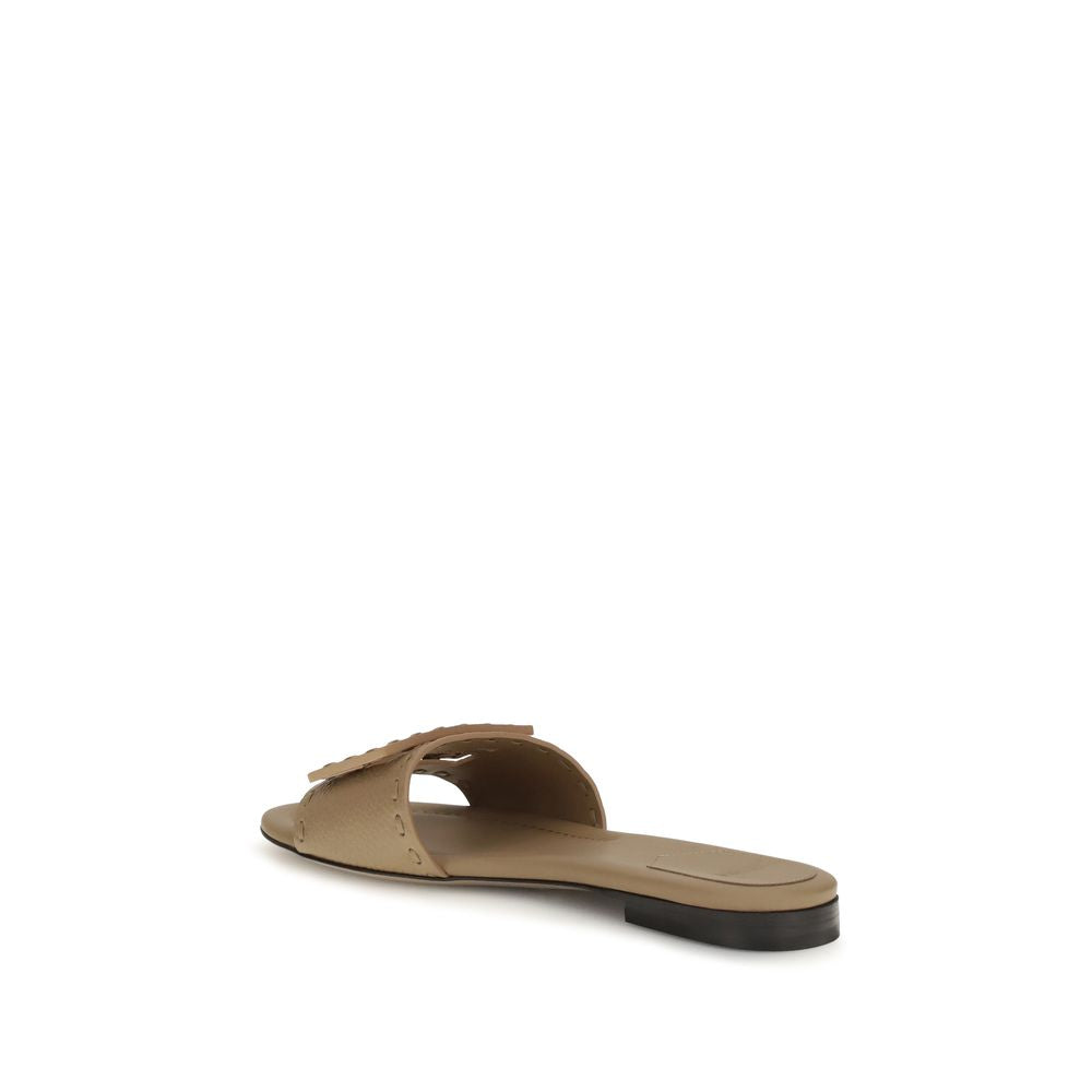 Fendi Beige Kalvläder Bos Taurus Platta Sandaler