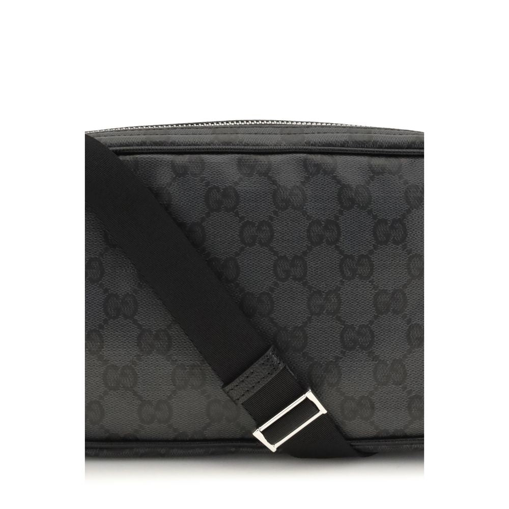 Gucci Svart Axelväska i Tyg