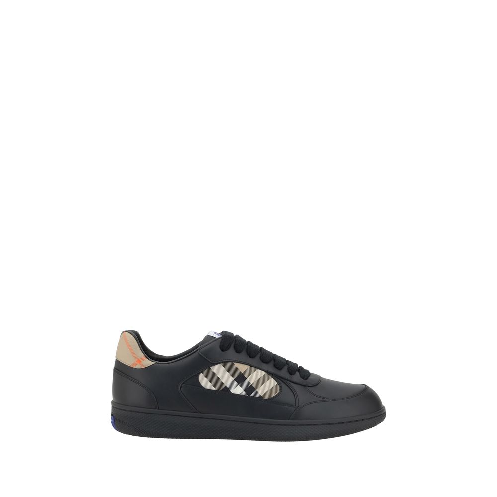 Sneakers basse Burberry Bos Taurus in pelle di vitello nera