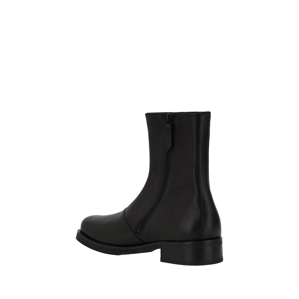 Nos bottines Legacy en cuir de veau noir Bos Taurus