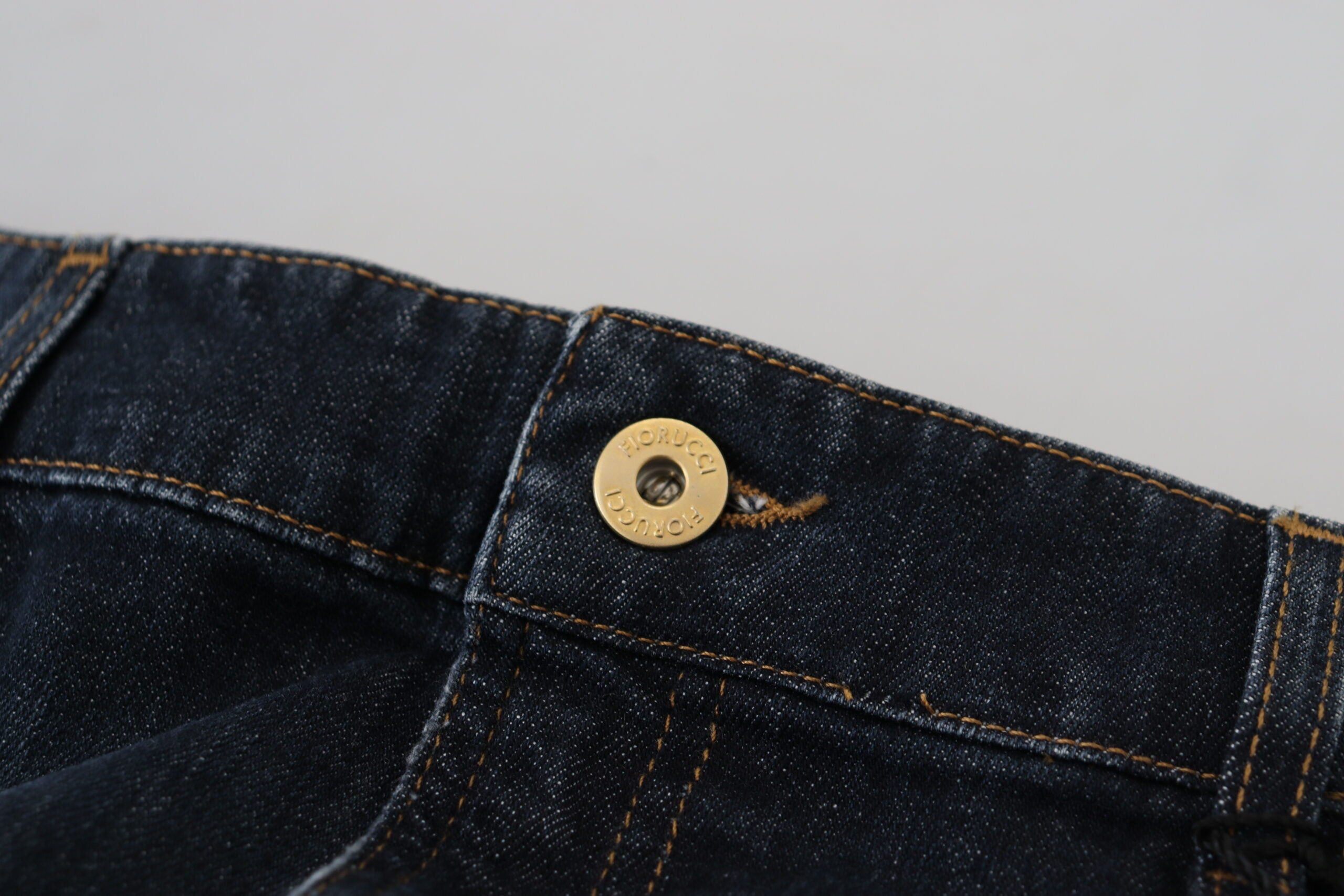 Jupe crayon en jean Fiorucci bleu foncé délavé, taille mi-haute