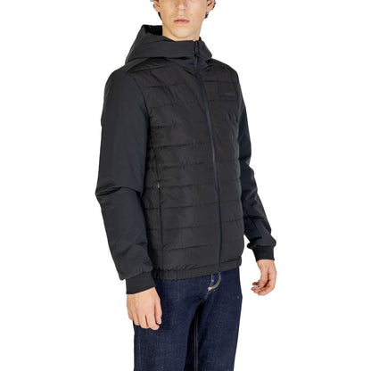 Giacca nera in poliestere riciclato Calvin Klein