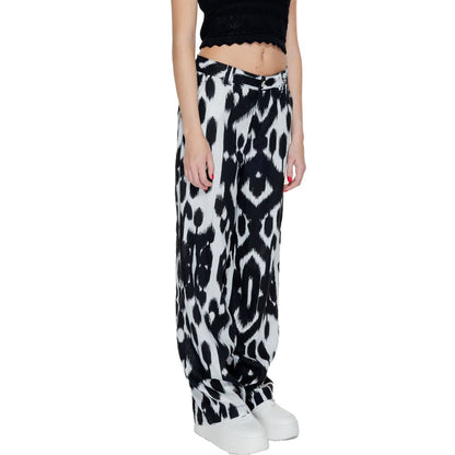 Pantalon décontracté en lin noir Street One