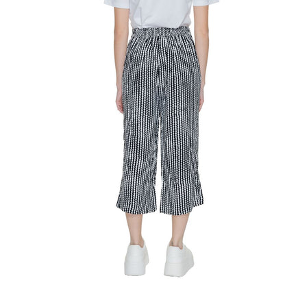 Solo pantaloni corti in viscosa nera