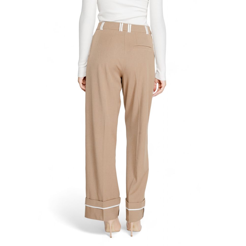 Solo pantaloni casual in poliestere riciclato marrone