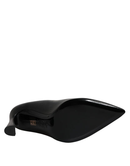 Scarpe con tacco alto e placca logo in pelle nera Versace